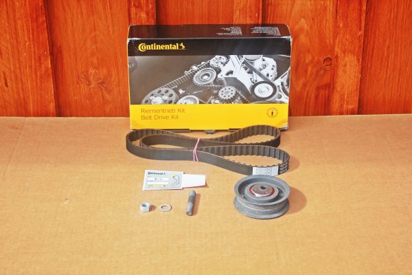 Zahnriemen mit Spannrolle  VW Iltis Bombardier