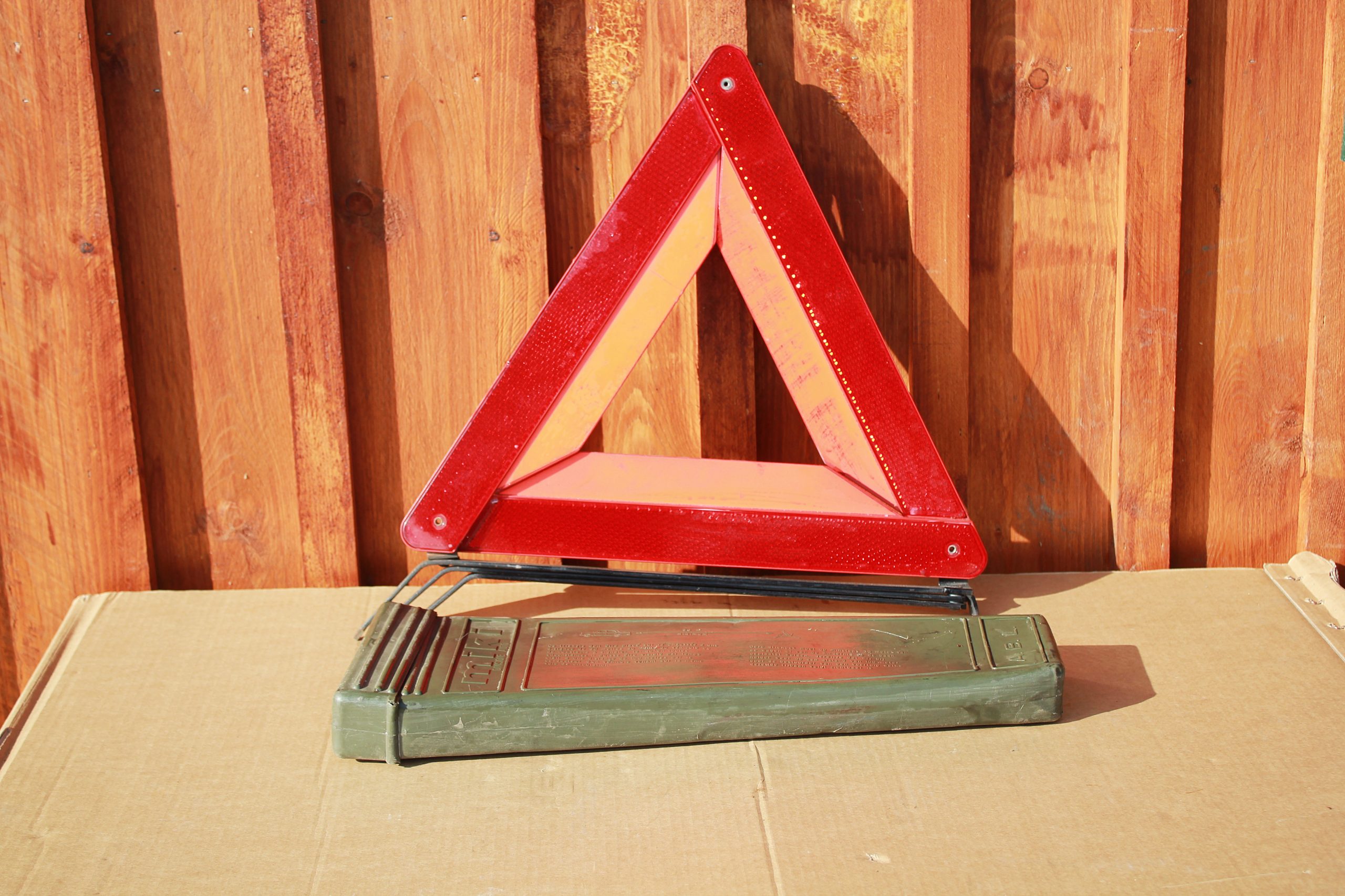 Warndreieck Bordausstattung belgische Armee VW Iltis Bombardier