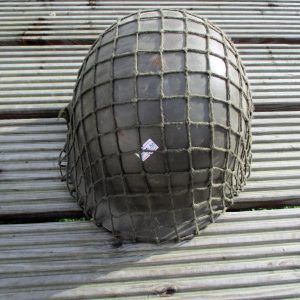 U.S. ARMY HELM M1 mit Tarnnetz