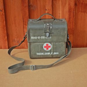 Bundeswehr Tasche Sanitätspersonal San. Tasche Sanitätstasche Erste Hilfe