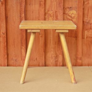 BW Hocker - massiv Holz für Anschusstisch Bundeswehr