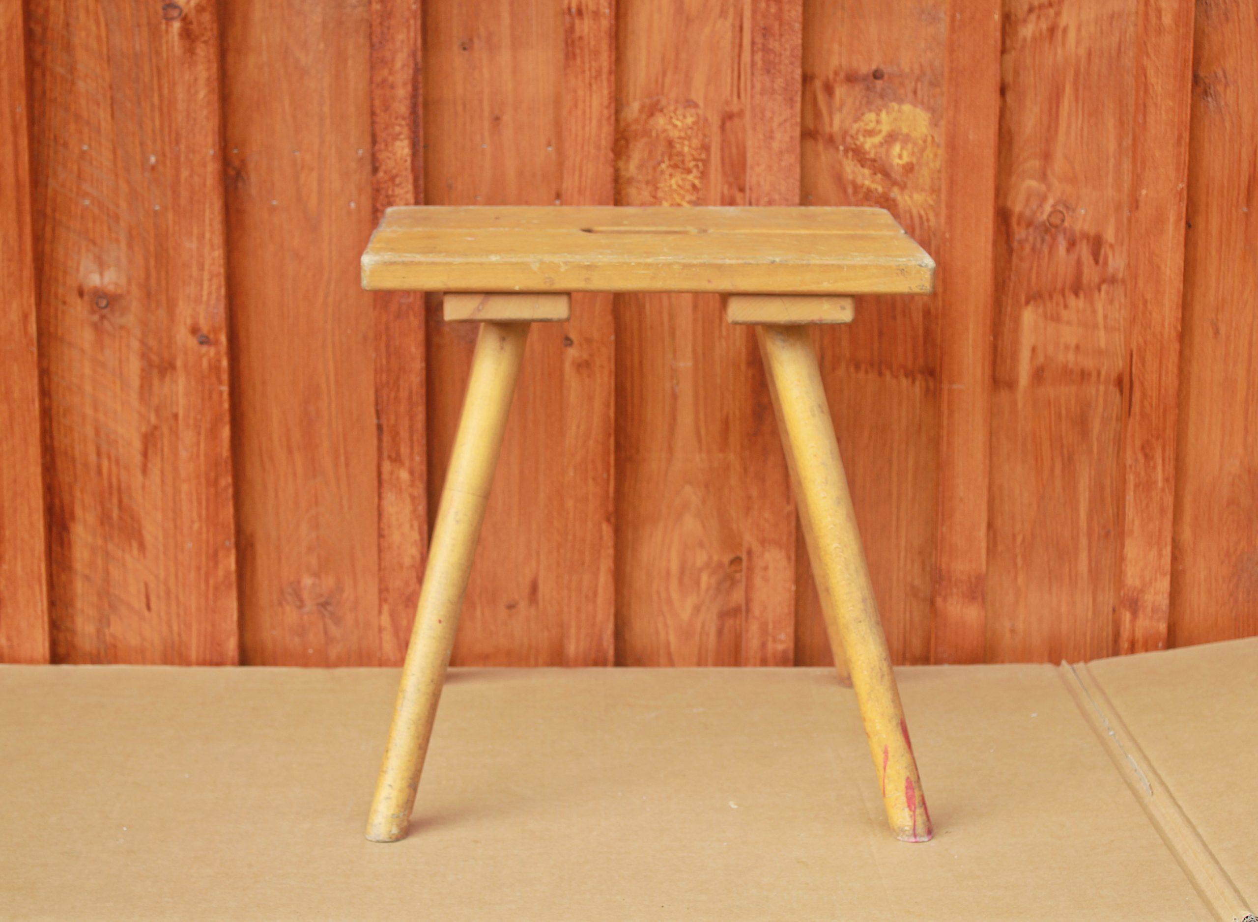 BW Hocker - massiv Holz für Anschusstisch Bundeswehr