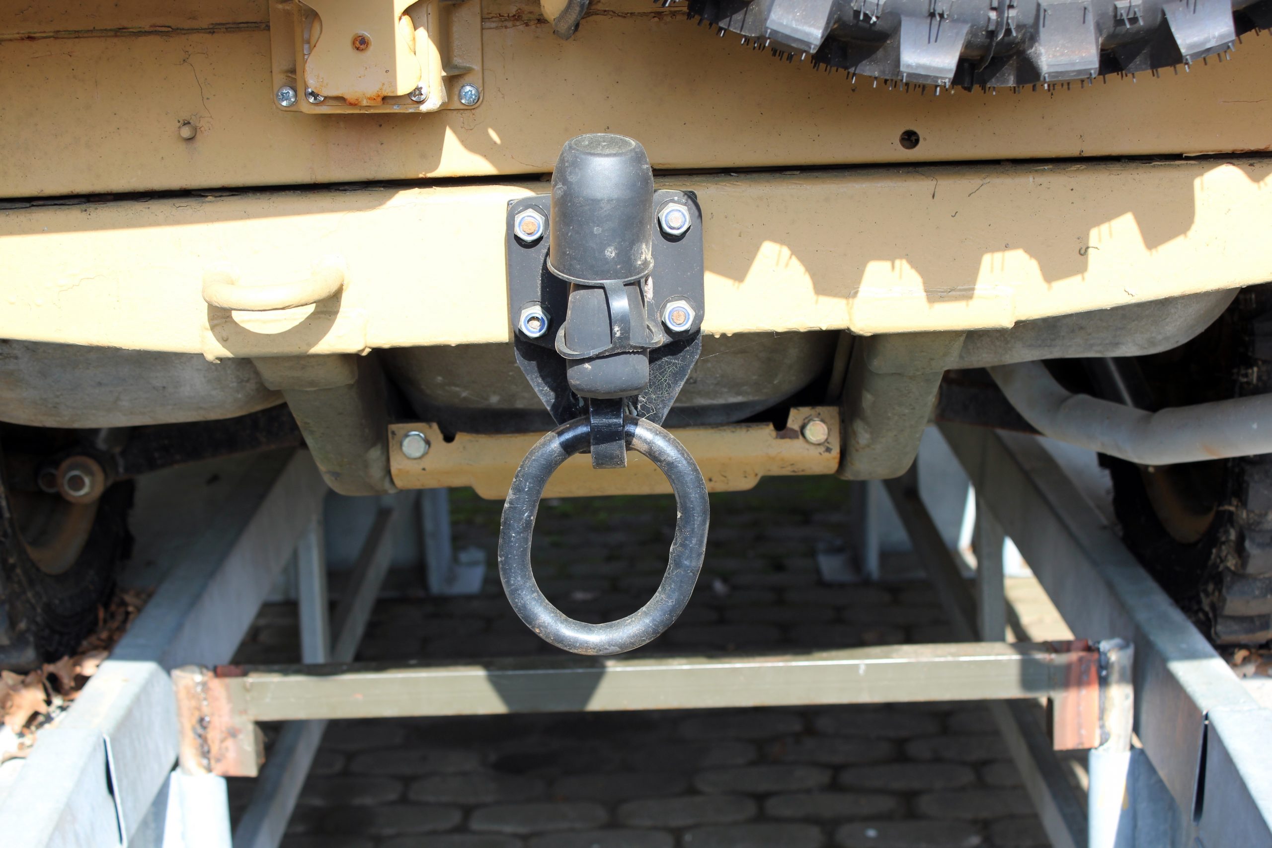 Ring Zugöse Anhängerkupplung VW Iltis Bombardier – Bild 2