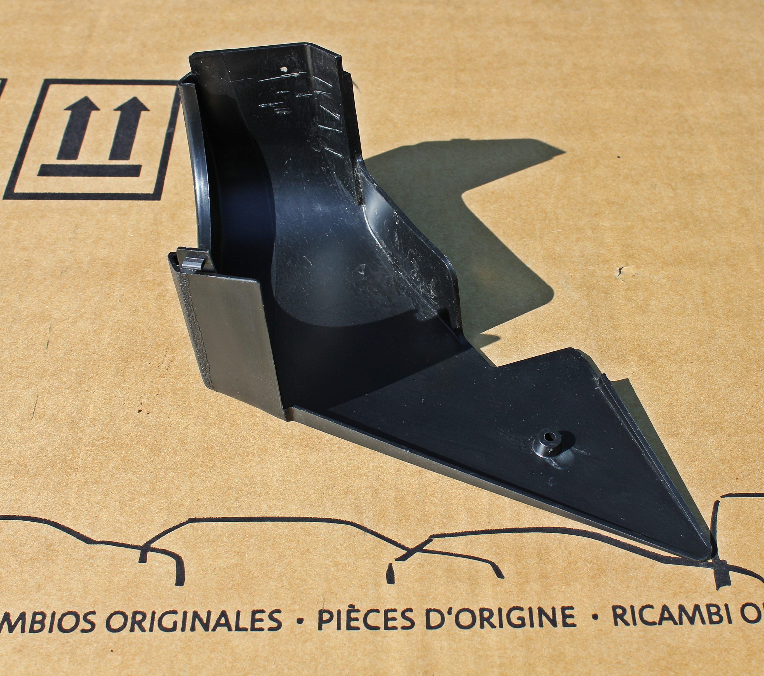 Abdeckung Tachometer (links) VW Iltis Bombardier – Bild 2