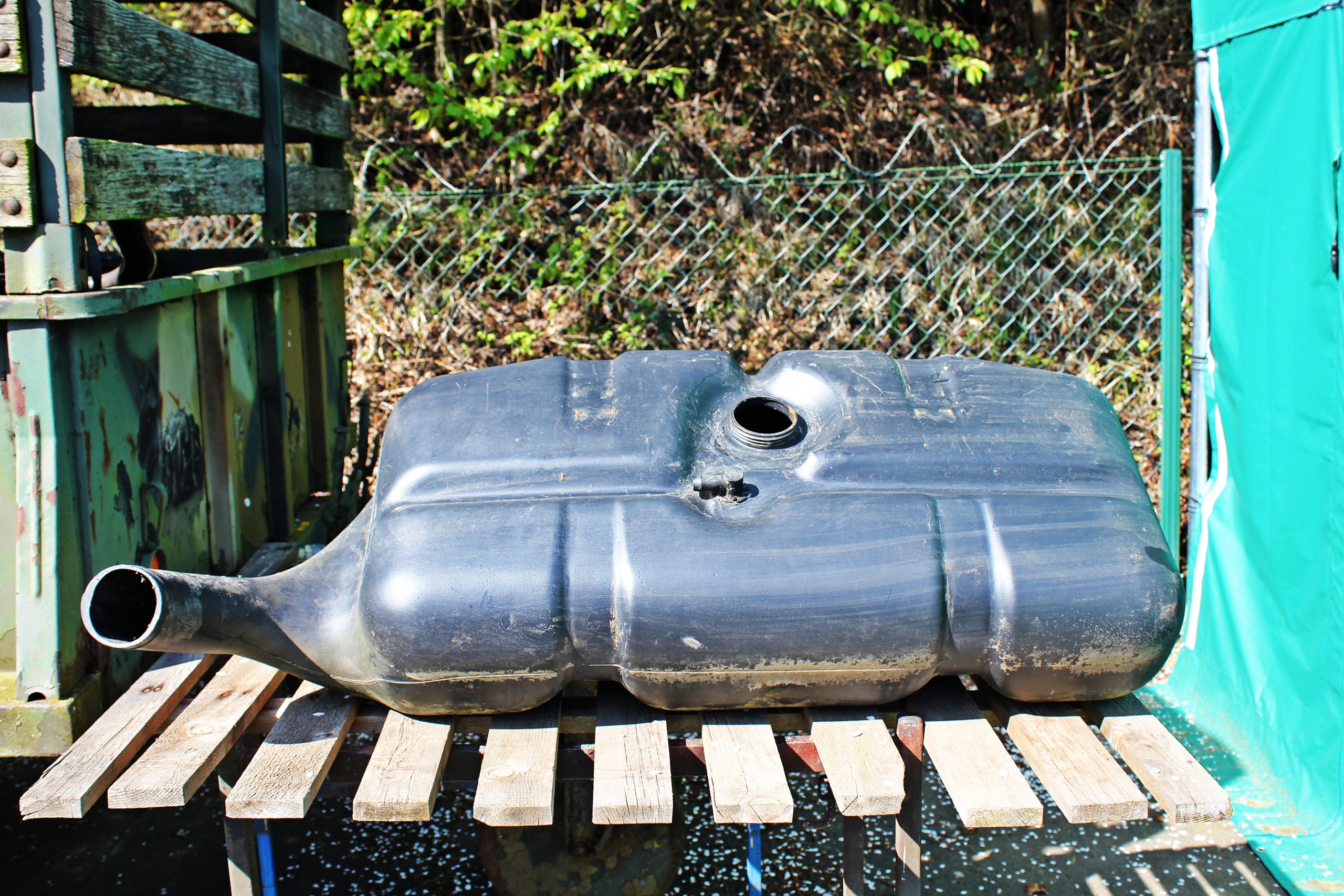 Kraftstofftank VW Iltis Bombardier