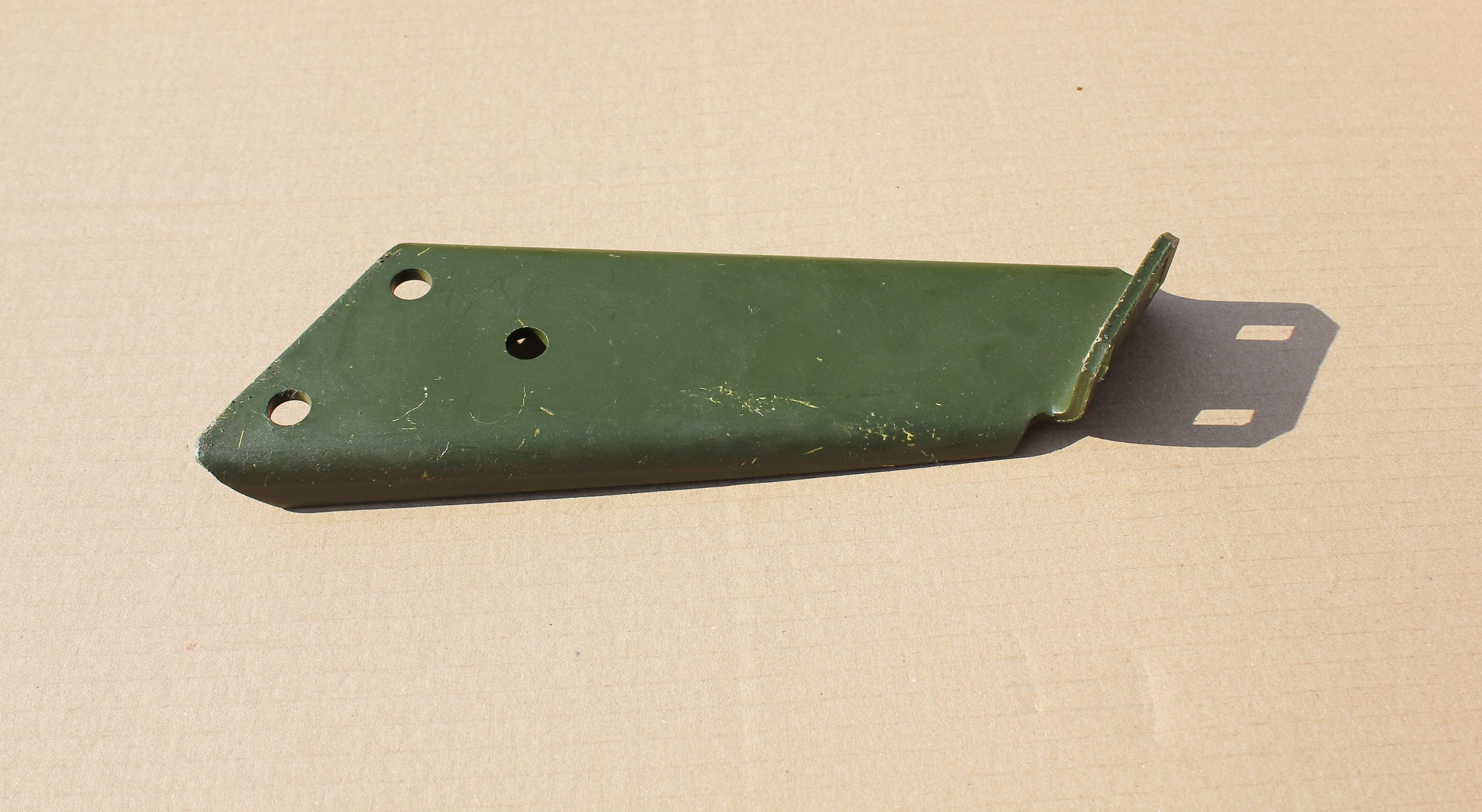 Halter Stoßstange linke Seite VW Iltis